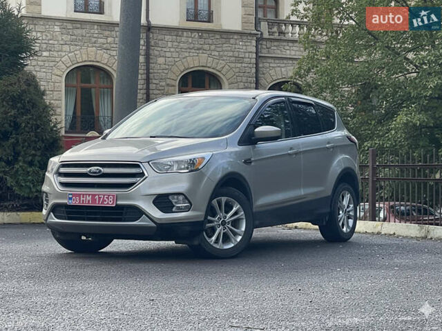 Бежевый Форд Эскейп, объемом двигателя 1.5 л и пробегом 236 тыс. км за 9150 $, фото 3 на Automoto.ua
