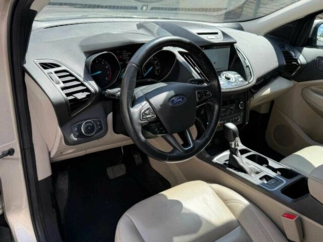 Бежевый Форд Эскейп, объемом двигателя 1.5 л и пробегом 57 тыс. км за 3700 $, фото 9 на Automoto.ua