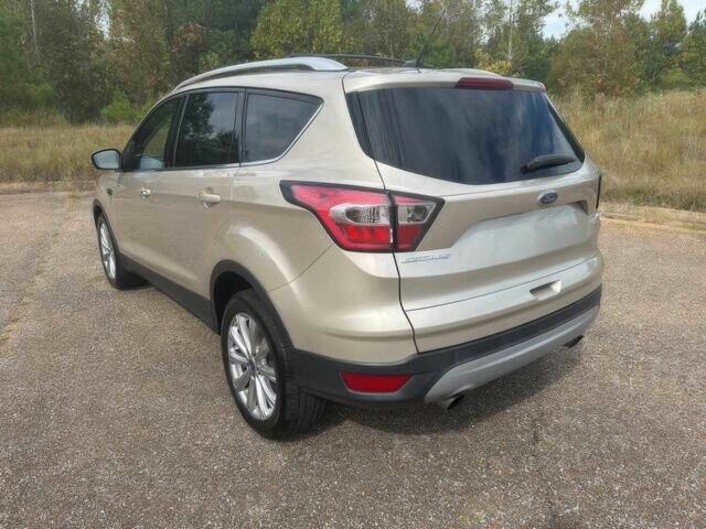 Бежевый Форд Эскейп, объемом двигателя 1.5 л и пробегом 70 тыс. км за 5900 $, фото 4 на Automoto.ua