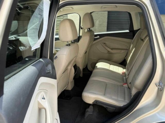 Бежевый Форд Эскейп, объемом двигателя 1.5 л и пробегом 57 тыс. км за 3700 $, фото 14 на Automoto.ua