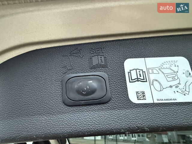 Бежевый Форд Эскейп, объемом двигателя 2 л и пробегом 128 тыс. км за 15990 $, фото 13 на Automoto.ua