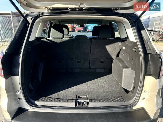 Бежевый Форд Эскейп, объемом двигателя 2.5 л и пробегом 190 тыс. км за 10199 $, фото 20 на Automoto.ua