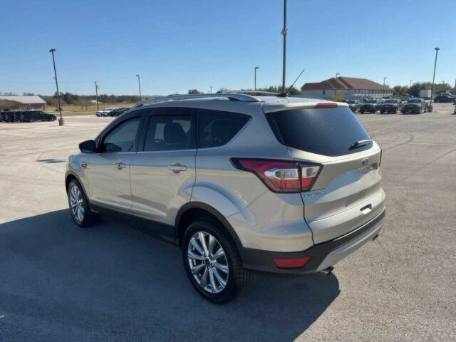 Бежевый Форд Эскейп, объемом двигателя 2 л и пробегом 62 тыс. км за 6700 $, фото 5 на Automoto.ua