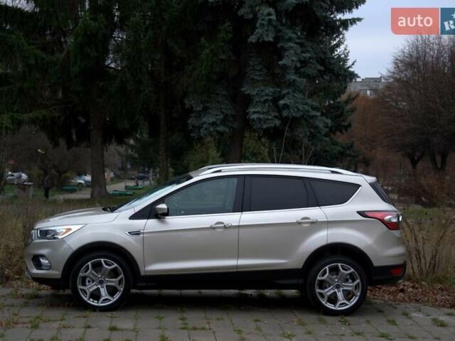 Бежевый Форд Эскейп, объемом двигателя 2 л и пробегом 141 тыс. км за 14900 $, фото 9 на Automoto.ua