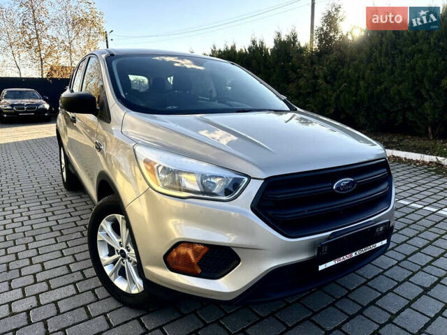 Бежевый Форд Эскейп, объемом двигателя 2.5 л и пробегом 190 тыс. км за 10199 $, фото 4 на Automoto.ua