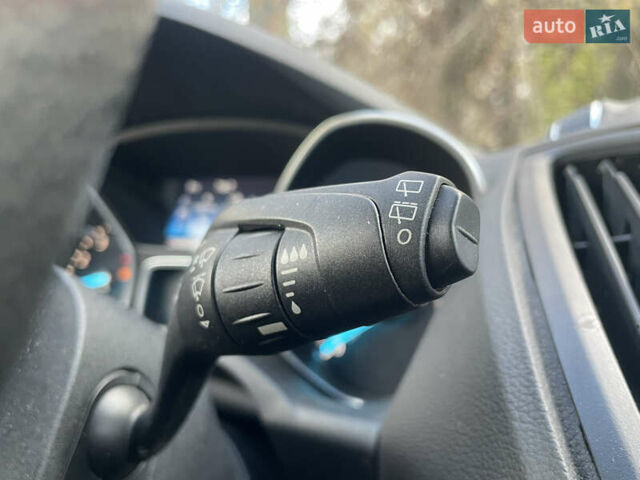 Бежевый Форд Эскейп, объемом двигателя 1.5 л и пробегом 236 тыс. км за 9150 $, фото 17 на Automoto.ua