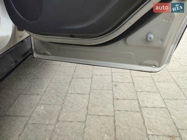 Бежевий Форд Ескейп, об'ємом двигуна 2.5 л та пробігом 89 тис. км за 12700 $, фото 27 на Automoto.ua