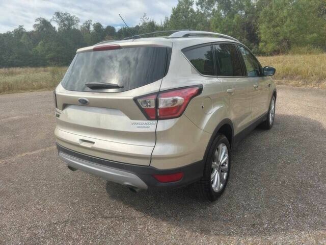 Бежевый Форд Эскейп, объемом двигателя 1.5 л и пробегом 70 тыс. км за 5900 $, фото 6 на Automoto.ua