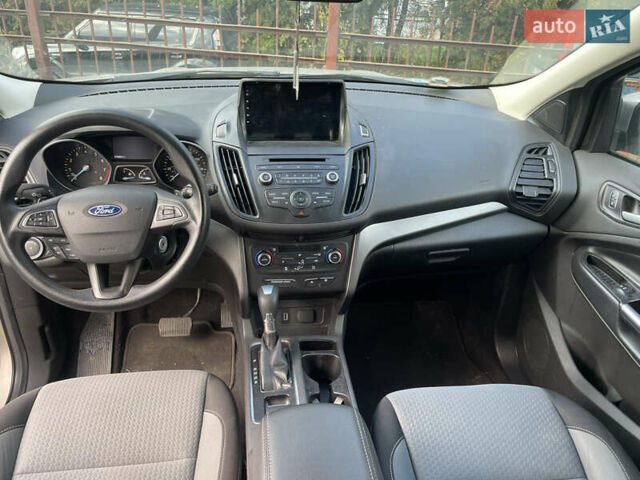 Бежевый Форд Эскейп, объемом двигателя 1.5 л и пробегом 236 тыс. км за 9150 $, фото 9 на Automoto.ua