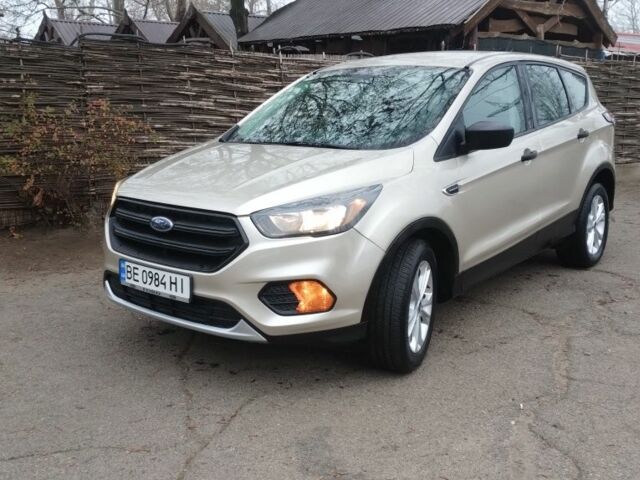 Бежевый Форд Эскейп, объемом двигателя 2.5 л и пробегом 43 тыс. км за 13900 $, фото 5 на Automoto.ua