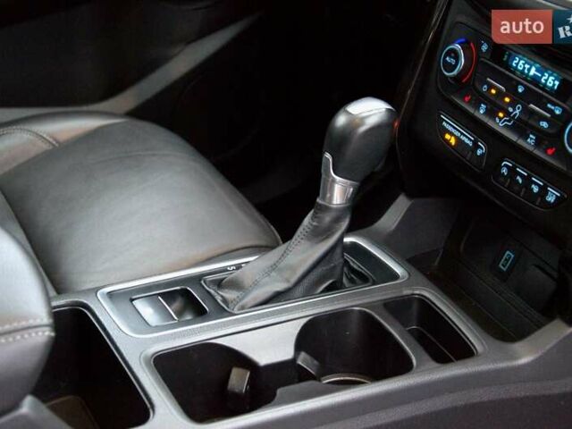 Бежевый Форд Эскейп, объемом двигателя 2 л и пробегом 141 тыс. км за 14900 $, фото 31 на Automoto.ua