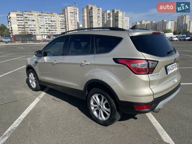 Бежевий Форд Ескейп, об'ємом двигуна 1.5 л та пробігом 45 тис. км за 15800 $, фото 9 на Automoto.ua