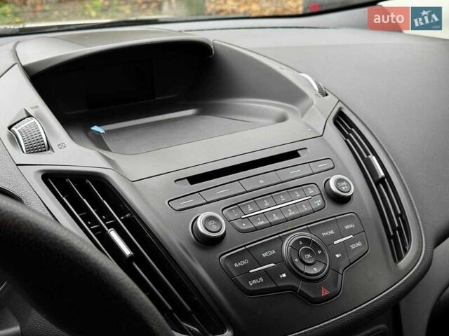 Бежевий Форд Ескейп, об'ємом двигуна 1.5 л та пробігом 57 тис. км за 13990 $, фото 18 на Automoto.ua