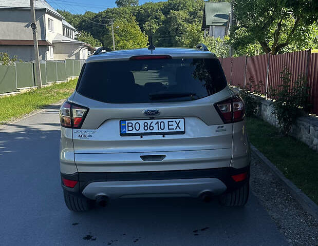 Бежевий Форд Ескейп, об'ємом двигуна 1.5 л та пробігом 95 тис. км за 12300 $, фото 2 на Automoto.ua