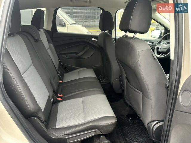 Бежевый Форд Эскейп, объемом двигателя 1.5 л и пробегом 161 тыс. км за 10499 $, фото 22 на Automoto.ua