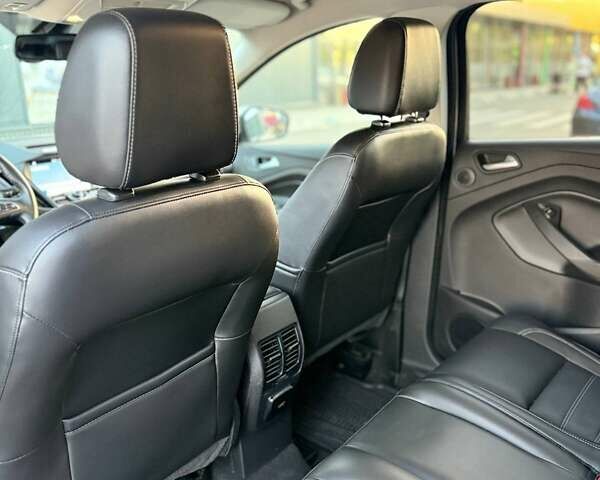 Бежевий Форд Ескейп, об'ємом двигуна 1.5 л та пробігом 38 тис. км за 13800 $, фото 30 на Automoto.ua