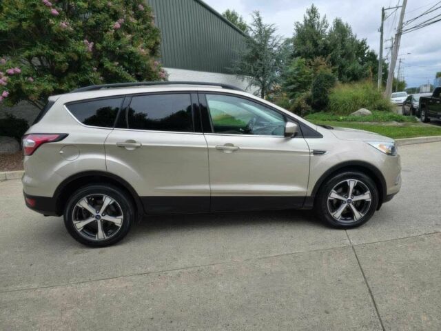 Бежевий Форд Ескейп, об'ємом двигуна 1.5 л та пробігом 43 тис. км за 11000 $, фото 7 на Automoto.ua