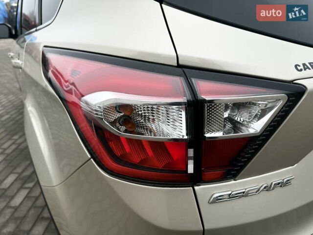 Бежевый Форд Эскейп, объемом двигателя 1.5 л и пробегом 161 тыс. км за 10499 $, фото 19 на Automoto.ua