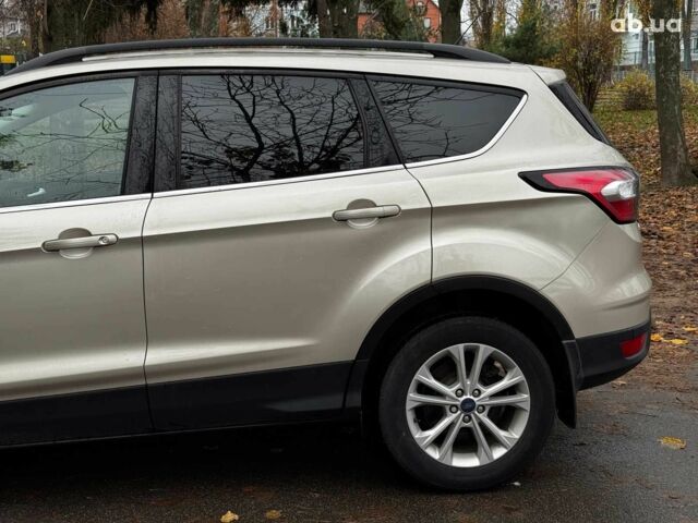 Бежевый Форд Эскейп, объемом двигателя 1.5 л и пробегом 57 тыс. км за 13990 $, фото 9 на Automoto.ua