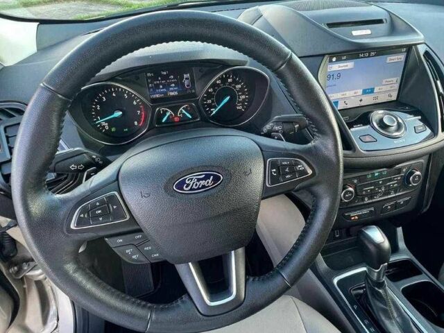 Бежевий Форд Ескейп, об'ємом двигуна 0 л та пробігом 112 тис. км за 8600 $, фото 12 на Automoto.ua