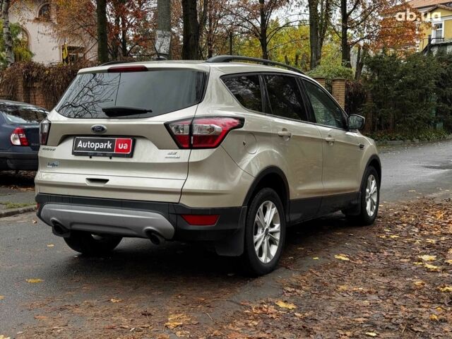 Бежевый Форд Эскейп, объемом двигателя 1.5 л и пробегом 57 тыс. км за 13990 $, фото 6 на Automoto.ua