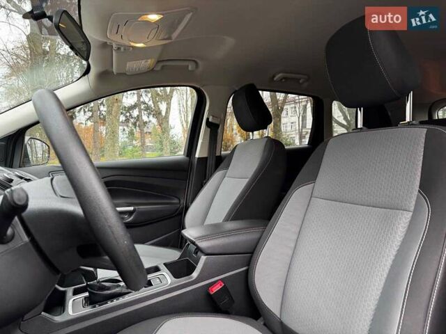 Бежевий Форд Ескейп, об'ємом двигуна 1.5 л та пробігом 57 тис. км за 13990 $, фото 15 на Automoto.ua