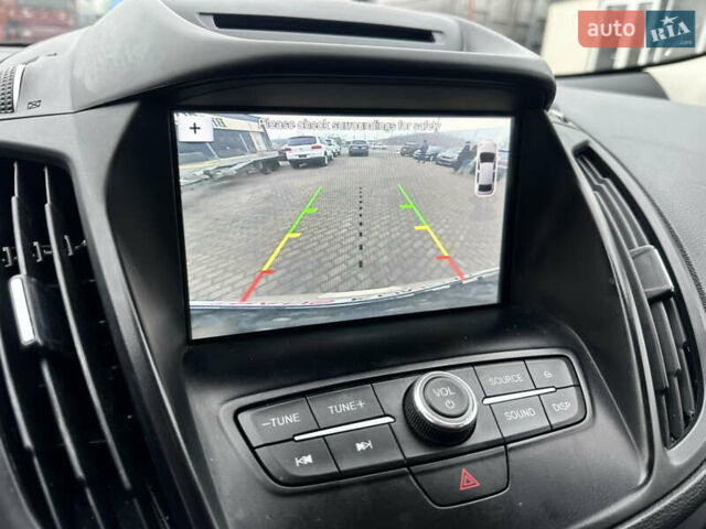 Бежевый Форд Эскейп, объемом двигателя 1.5 л и пробегом 161 тыс. км за 10499 $, фото 13 на Automoto.ua