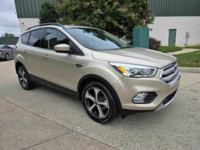 Бежевий Форд Ескейп, об'ємом двигуна 1.5 л та пробігом 43 тис. км за 11000 $, фото 8 на Automoto.ua