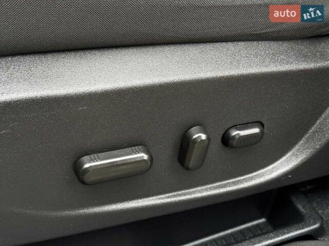 Бежевий Форд Ескейп, об'ємом двигуна 1.5 л та пробігом 57 тис. км за 13990 $, фото 23 на Automoto.ua