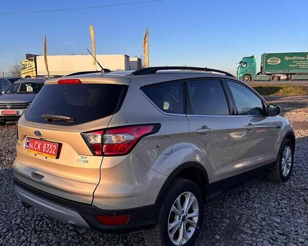 Бежевый Форд Эскейп, объемом двигателя 1.5 л и пробегом 238 тыс. км за 10499 $, фото 5 на Automoto.ua