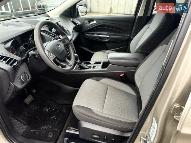 Бежевый Форд Эскейп, объемом двигателя 1.5 л и пробегом 161 тыс. км за 10499 $, фото 9 на Automoto.ua