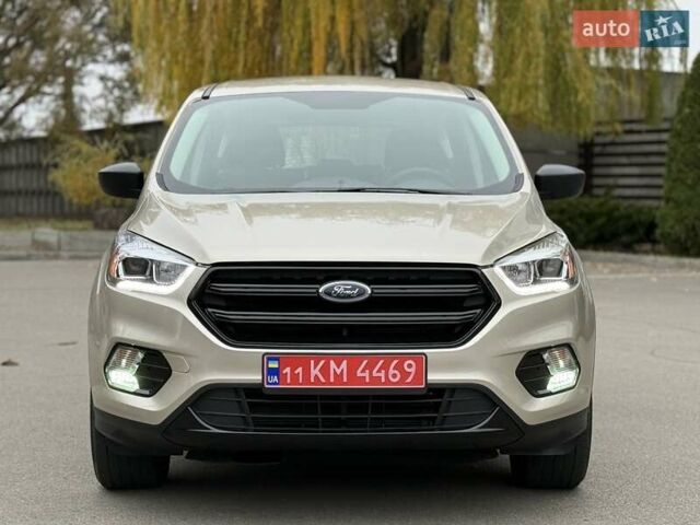 Бежевый Форд Эскейп, объемом двигателя 2.5 л и пробегом 46 тыс. км за 14700 $, фото 2 на Automoto.ua