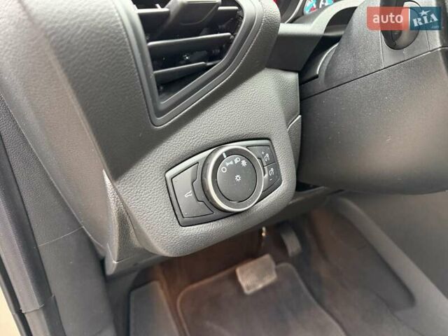 Бежевый Форд Эскейп, объемом двигателя 2.5 л и пробегом 46 тыс. км за 14700 $, фото 16 на Automoto.ua