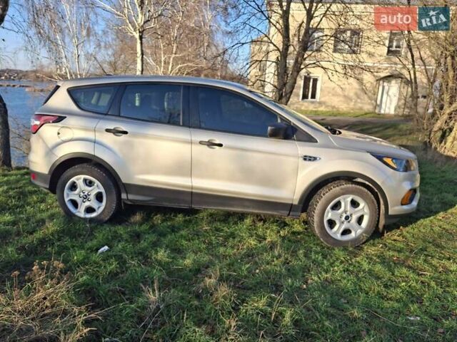 Бежевый Форд Эскейп, объемом двигателя 2.5 л и пробегом 117 тыс. км за 13200 $, фото 6 на Automoto.ua