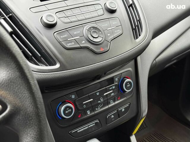 Бежевый Форд Эскейп, объемом двигателя 1.5 л и пробегом 57 тыс. км за 13990 $, фото 17 на Automoto.ua