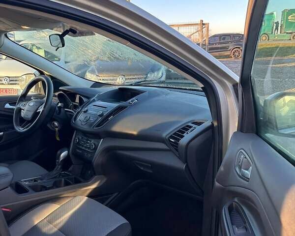 Бежевый Форд Эскейп, объемом двигателя 1.5 л и пробегом 238 тыс. км за 10499 $, фото 9 на Automoto.ua