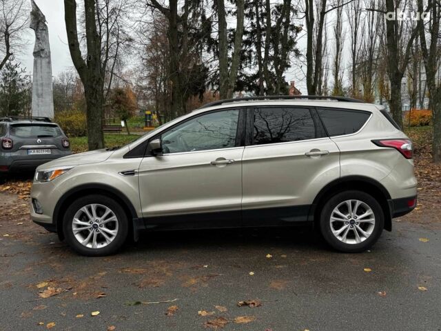 Бежевый Форд Эскейп, объемом двигателя 1.5 л и пробегом 57 тыс. км за 13990 $, фото 11 на Automoto.ua