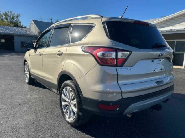 Бежевий Форд Ескейп, об'ємом двигуна 2 л та пробігом 45 тис. км за 8800 $, фото 7 на Automoto.ua