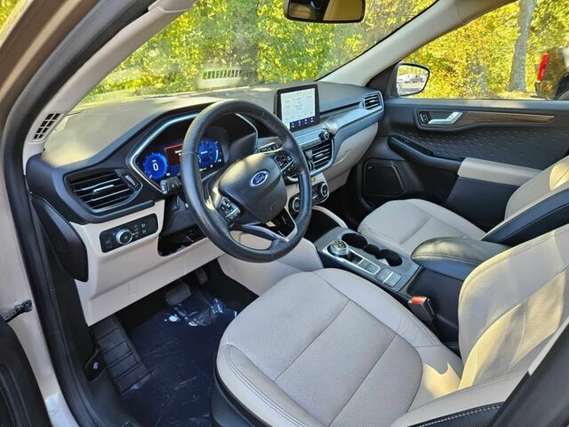 Бежевий Форд Ескейп, об'ємом двигуна 2 л та пробігом 37 тис. км за 4000 $, фото 8 на Automoto.ua