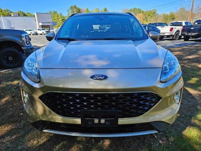 Бежевий Форд Ескейп, об'ємом двигуна 2 л та пробігом 37 тис. км за 4000 $, фото 1 на Automoto.ua