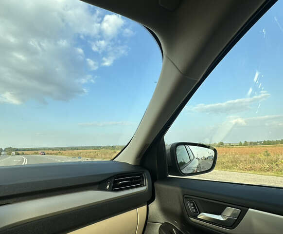 Бежевый Форд Эскейп, объемом двигателя 1.5 л и пробегом 72 тыс. км за 19300 $, фото 2 на Automoto.ua