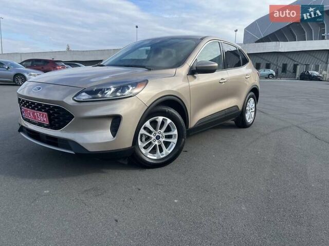 Форд Эскейп 2020 в Львове на Automoto.ua Бежевый Форд Эскейп, объемом двигателя 0 л и пробегом 60 тыс. км за 15500 $, фото 2 на Automoto.ua
