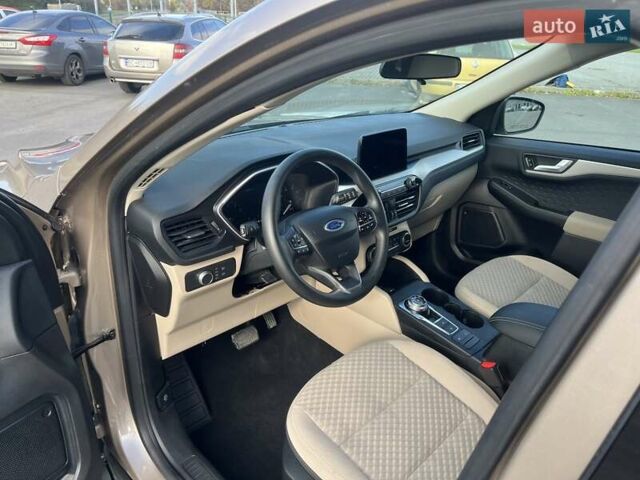 Форд Эскейп 2020 в Львове на Automoto.ua Бежевый Форд Эскейп, объемом двигателя 0 л и пробегом 60 тыс. км за 15500 $, фото 7 на Automoto.ua