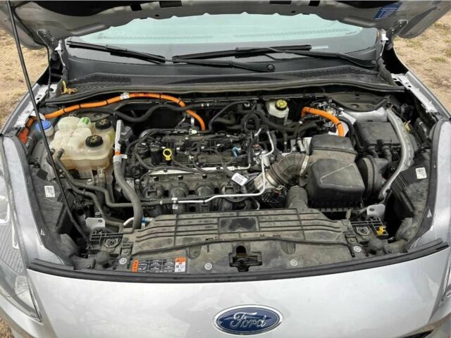 Бежевый Форд Эскейп, объемом двигателя 2.5 л и пробегом 102 тыс. км за 13400 $, фото 10 на Automoto.ua