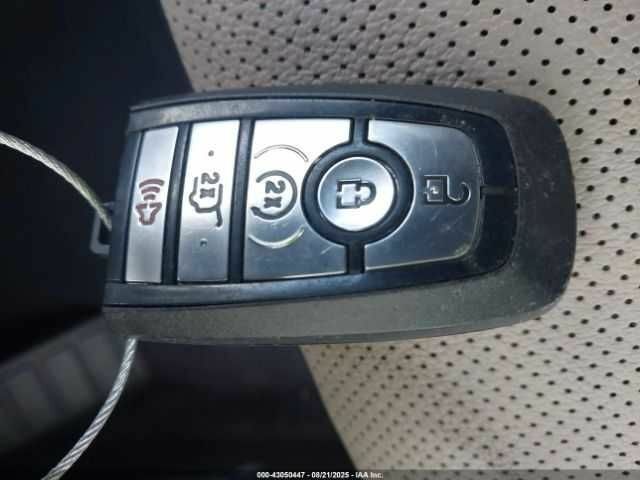 Бежевый Форд Эскейп, объемом двигателя 2.5 л и пробегом 38 тыс. км за 4500 $, фото 9 на Automoto.ua