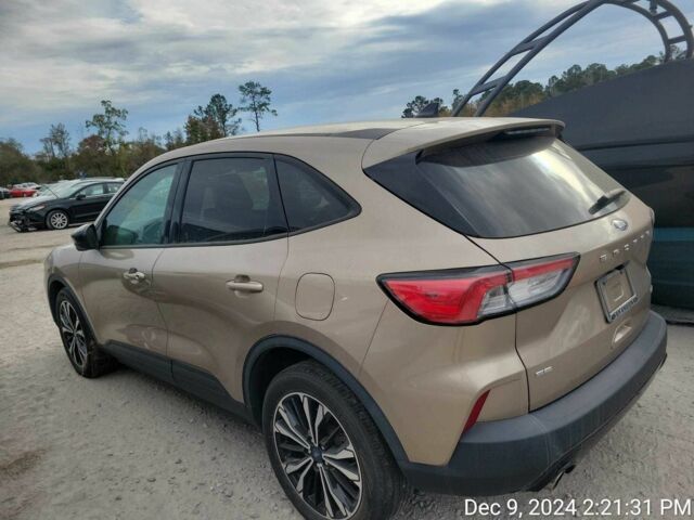 Бежевый Форд Эскейп, объемом двигателя 0 л и пробегом 35 тыс. км за 5500 $, фото 4 на Automoto.ua