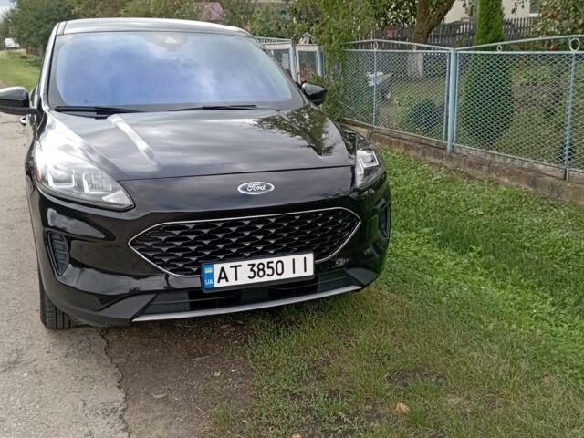 Черный Форд Эскейп, объемом двигателя 2.5 л и пробегом 99 тыс. км за 20100 $, фото 2 на Automoto.ua