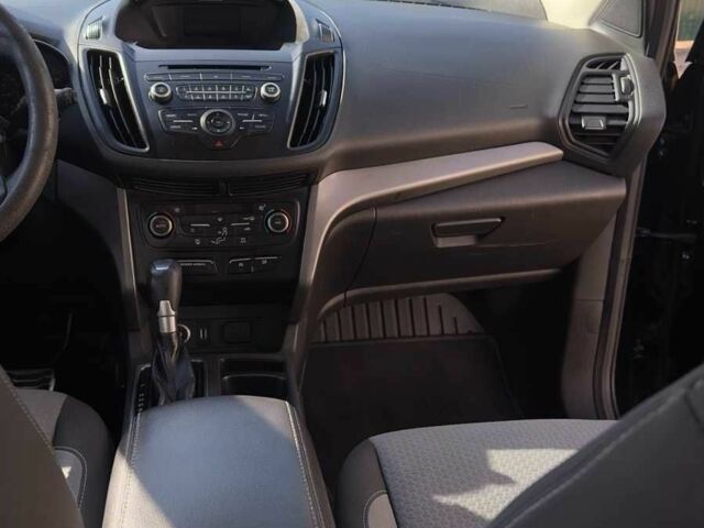 Чорний Форд Ескейп, об'ємом двигуна 1.5 л та пробігом 180 тис. км за 11000 $, фото 6 на Automoto.ua