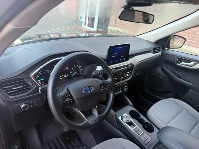 Форд Эскейп 2020 в Умани на Automoto.ua Черный Форд Эскейп, объемом двигателя 1.5 л и пробегом 138 тыс. км за 14300 $, фото 6 на Automoto.ua