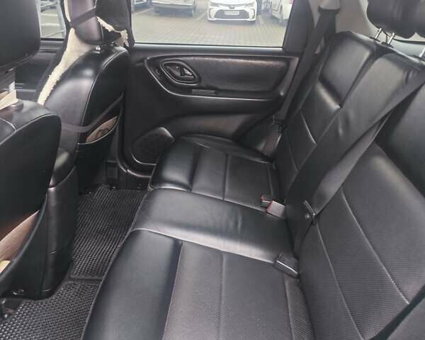 Форд Эскейп 2005 в Ивано-Франковске на Automoto.ua Черный Форд Эскейп, объемом двигателя 2.3 л и пробегом 242 тыс. км за 6200 $, фото 21 на Automoto.ua